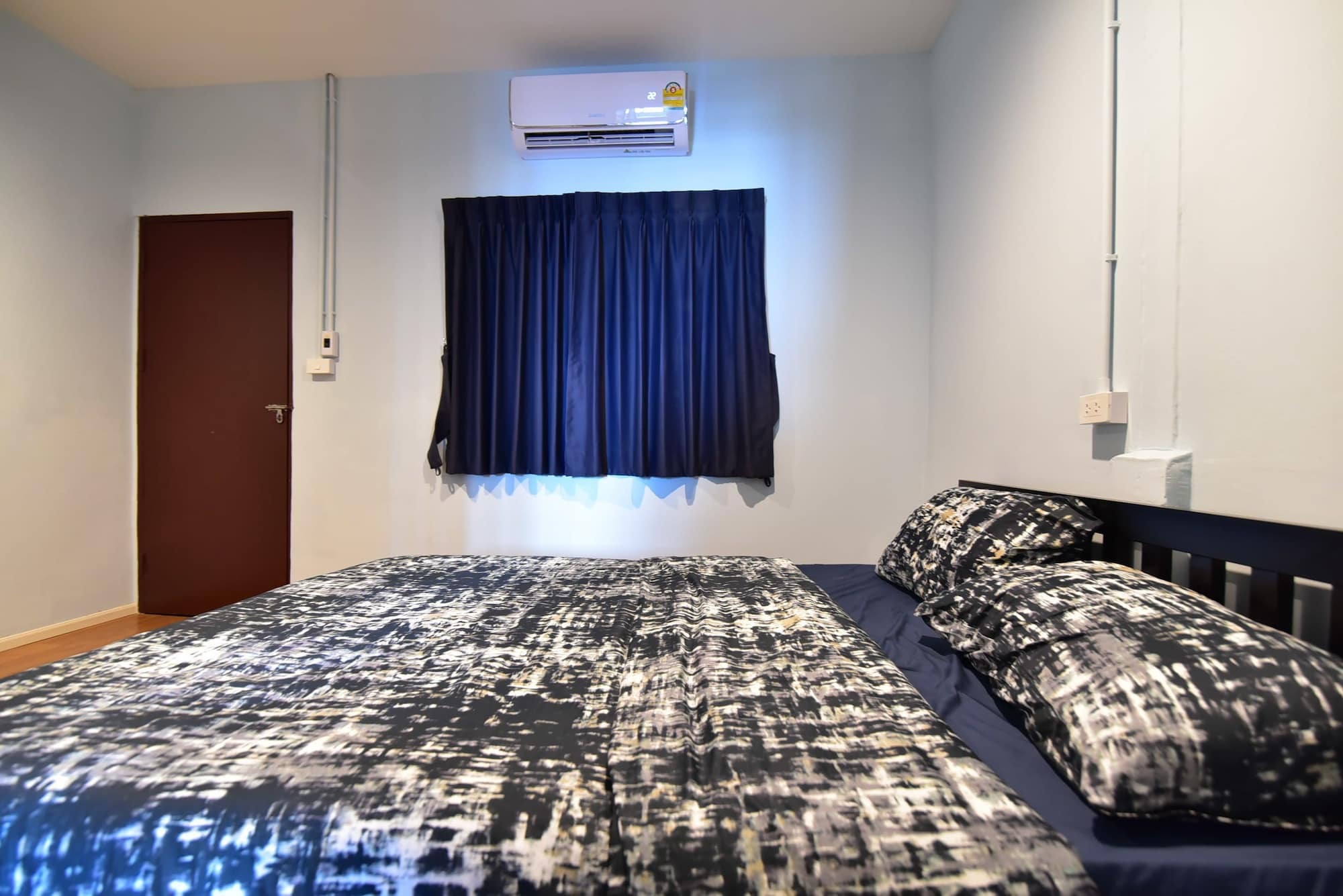 בנגקוק Wj Hostel מראה חיצוני תמונה
